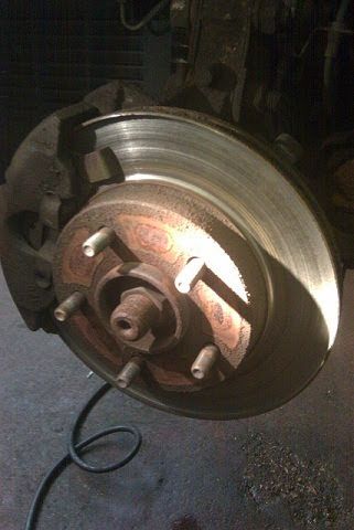 Get Top-Notch Jammin J Automotive Brake Service in St. Louis 6 brake rotor