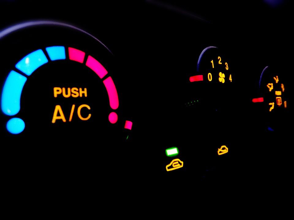 LET'S TALK ABOUT AIR CONDITIONING! 11 LET'S TALK ABOUT AIR CONDITIONING!