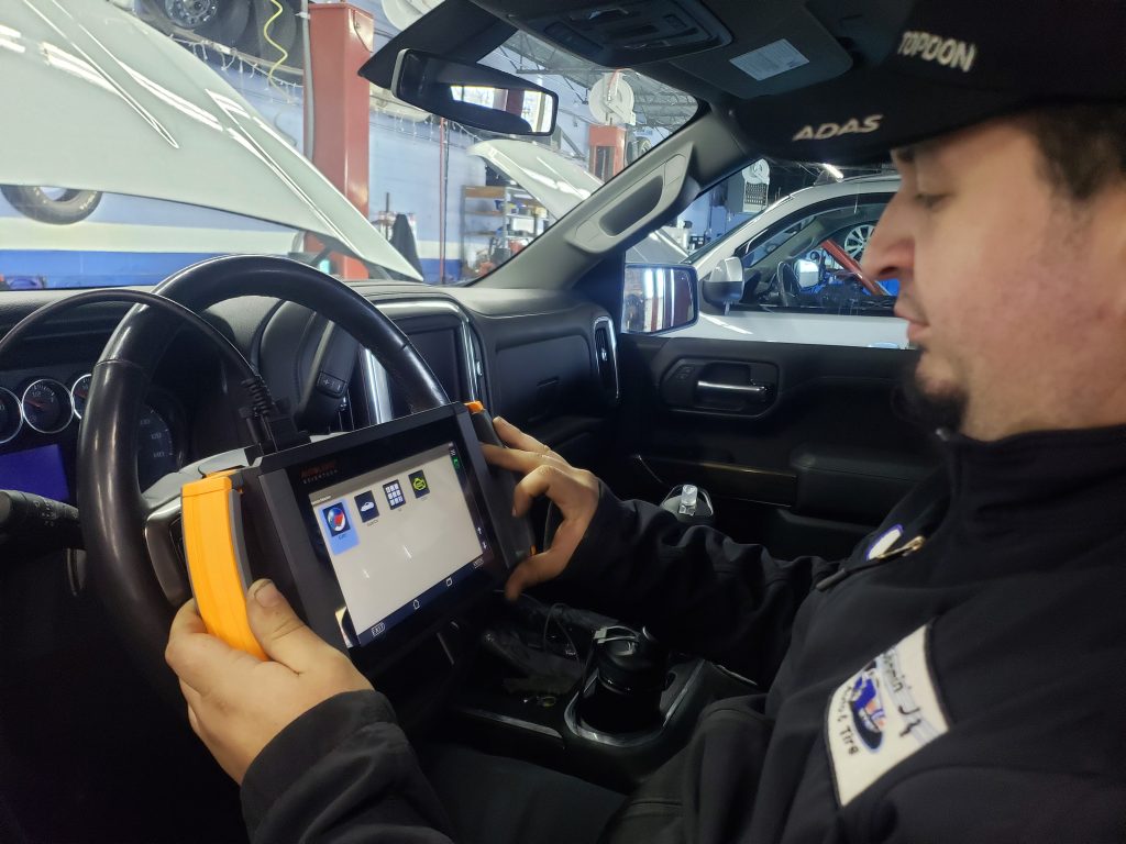 JamminJAuto.com Automotive Tune Up | St. Louis Auto Repair 3 tom diag
