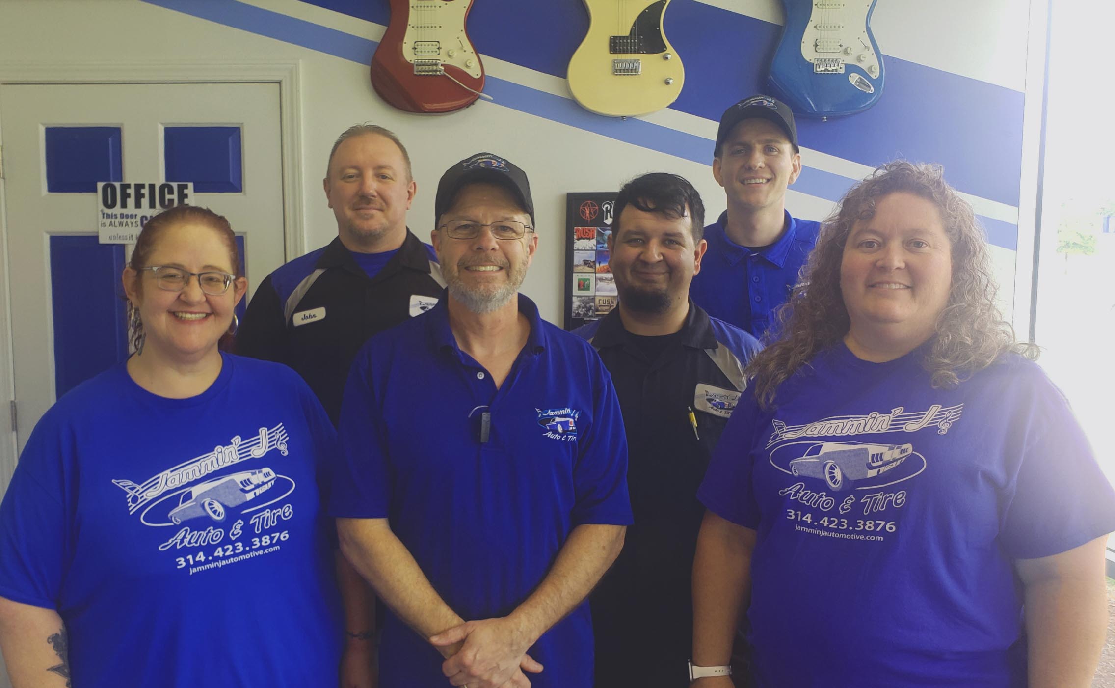 Jammin' J Auto Car Fluid Flush Service | St. Louis 99 Jammin' J Auto Car Fluid Flush Service | St. Louis