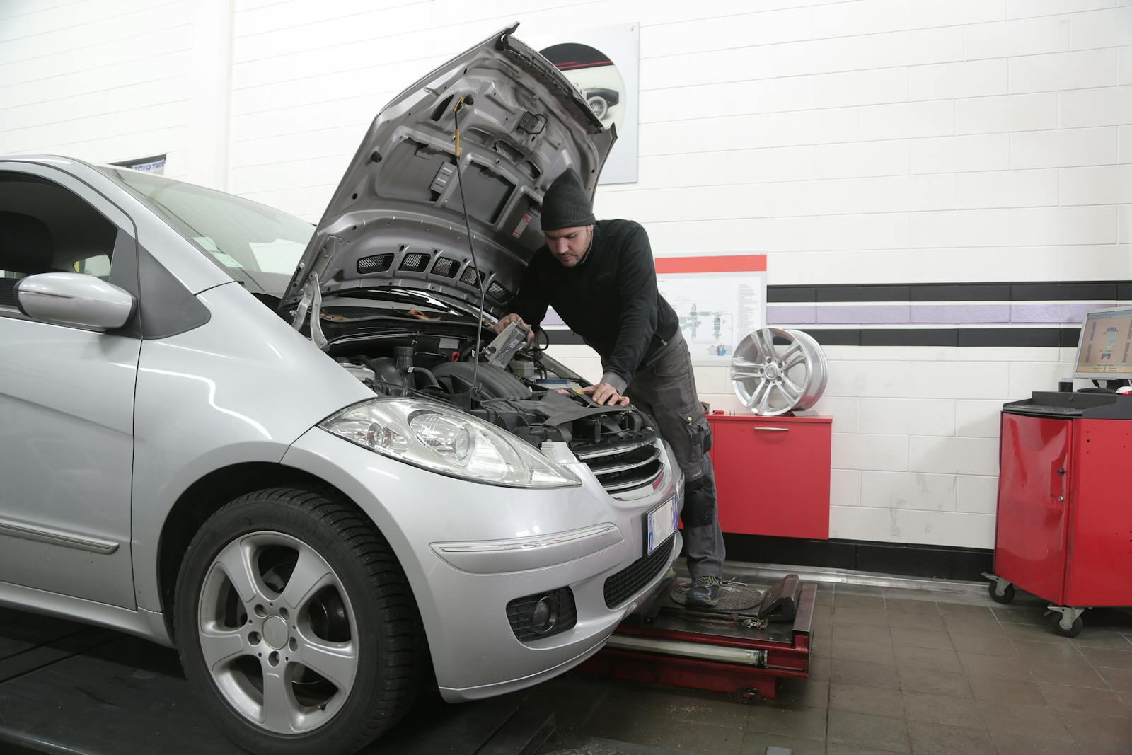 Car & Truck AC Repair in Overland, MO: 10 Signs - jamminjauto.com 81 Car & Truck AC Repair in Overland, MO: 10 Signs - jamminjauto.com