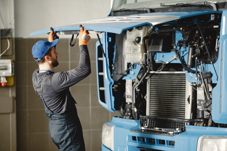 Jammin J Auto | St. Louis Auto Repair near me, Car Fluid Flush St. Louis, Auto Suspension Repair 8 Car and Truck AC Repair Services - Your Local Experts