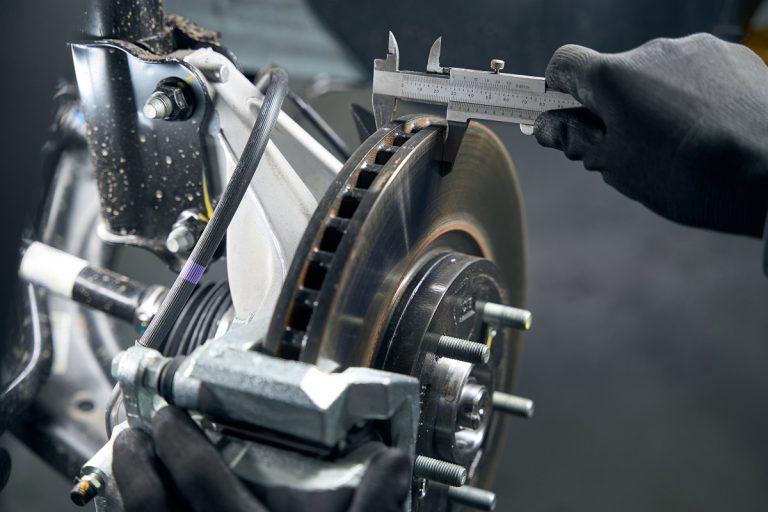 Jammin J Auto | St. Louis Auto Repair near me, Car Fluid Flush St. Louis, Auto Suspension Repair 7 Auto and Brake Repair Services in Olivette, MO