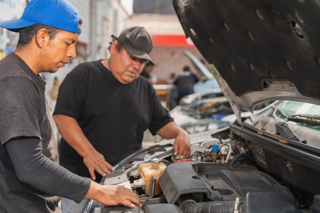 Local Auto Repair Experts in Maryland Heights, MO 1 Local Auto Repair Experts in Maryland Heights, MO