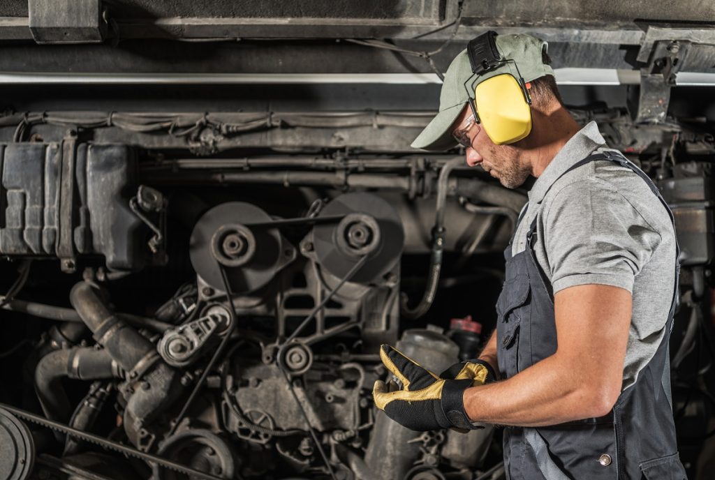 Trusted Car and Truck Repair in Overland, MO 3 Trusted Car and Truck Repair in Overland, MO