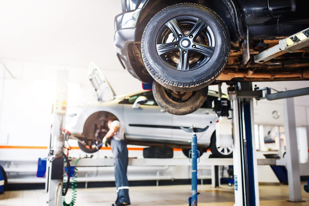 Brake & Auto Repair Services in Maryland Heights, MO | Local Experts & Amenities
